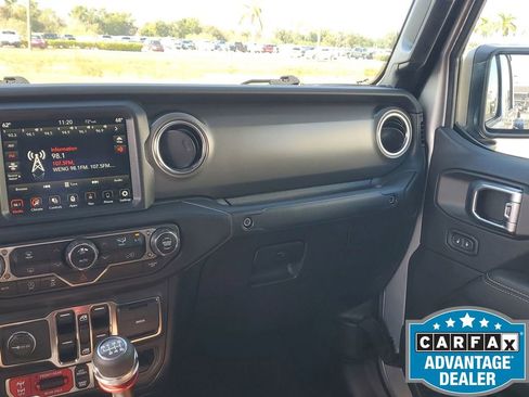 Used 2023 Jeep Gladiator Rubicon w/ LED Lighting Group image 28