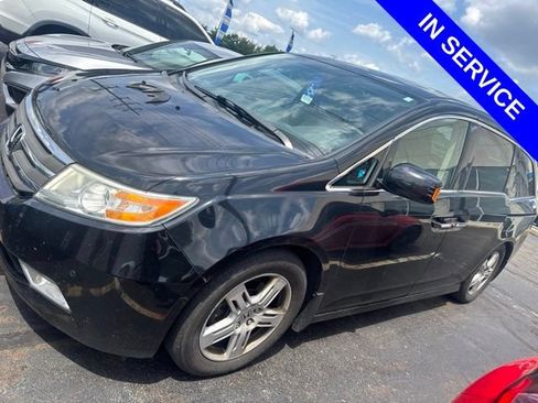 Used 2013 Honda Odyssey Touring Elite image 2