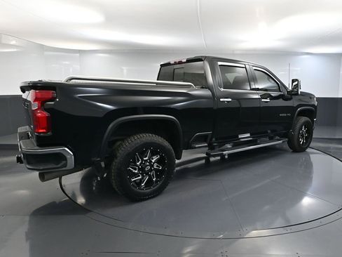 Used 2021 Chevrolet Silverado 2500 LTZ w/ LTZ Plus Package AWD/4WD image 6