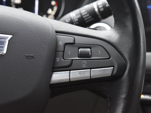 Used 2020 Cadillac XT4 Premium Luxury FWD image 15