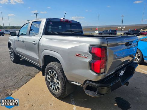 Used 2026 Chevrolet Colorado Z71 w/ Technology Package AWD/4WD image 7