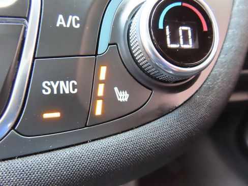 Certified 2024 Chevrolet Malibu LT FWD image 7