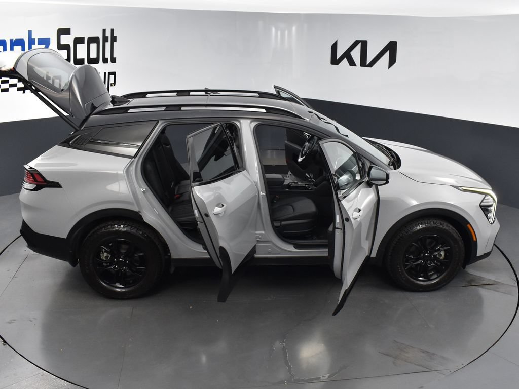 Certified 2025 Kia Sportage X-Pro AWD/4WD image 32