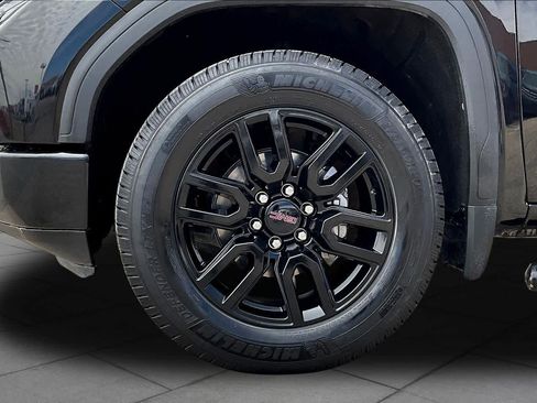 Used 2021 GMC Sierra 1500 Elevation image 10