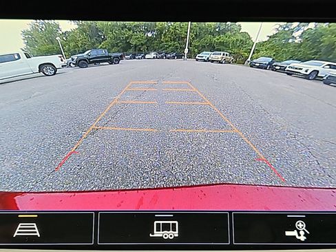Certified 2025 Cadillac XT5 Sportv w/ LPO, Floor Liner Package AWD/4WD image 26