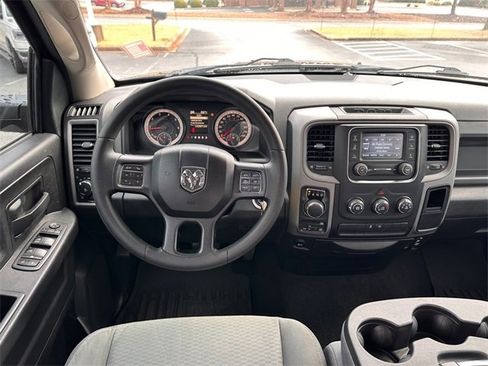 Used 2017 RAM 1500 Express w/ Black Ram 1500 Express Group image 10