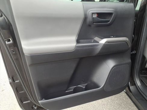 Certified 2023 Toyota Tacoma SR5 image 11