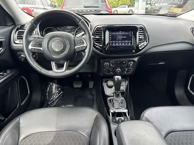 Certified 2019 Jeep Compass Latitude AWD/4WD image 13