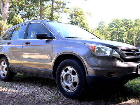 Used 2011 Honda CR-V LX image 3