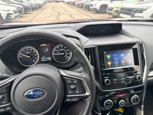 Used 2023 Subaru Forester Premium AWD/4WD image 19