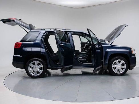 Used 2017 GMC Terrain SLE w/ Chrome Edition image 16