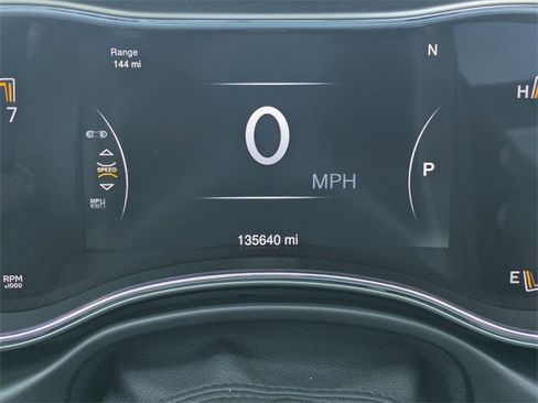 Used 2015 Jeep Grand Cherokee Laredo w/ Quick Order Package 23E image 18