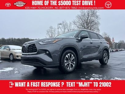 Used 2023 Toyota Highlander XLE