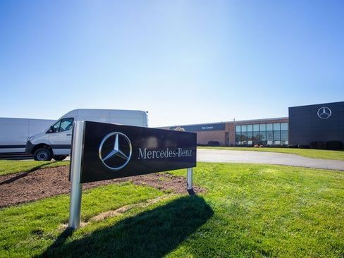 Used 2019 Mercedes-Benz Sprinter 144 image 5