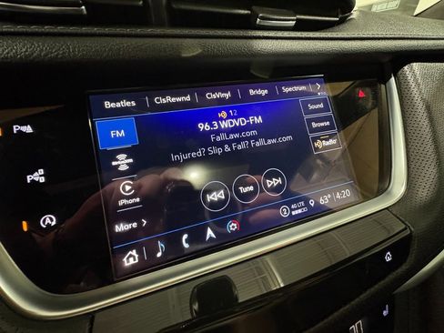 Used 2025 Cadillac XT5 Sportv w/ Technology Package AWD/4WD image 22