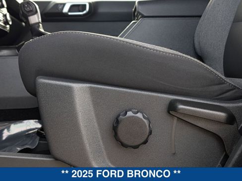 Certified 2025 Ford Bronco Big Bend image 21