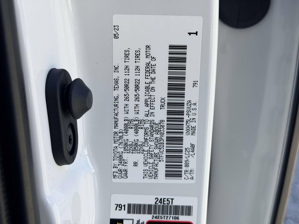 Used 2023 Toyota Tundra Capstone AWD/4WD image 27