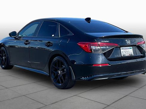 Used 2022 Honda Civic Sport image 11