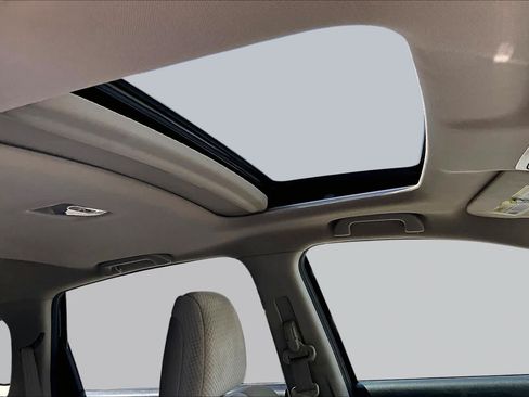 Used 2016 Honda CR-V EX image 14