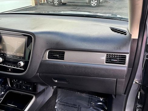 Used 2020 Mitsubishi Outlander SEL image 17