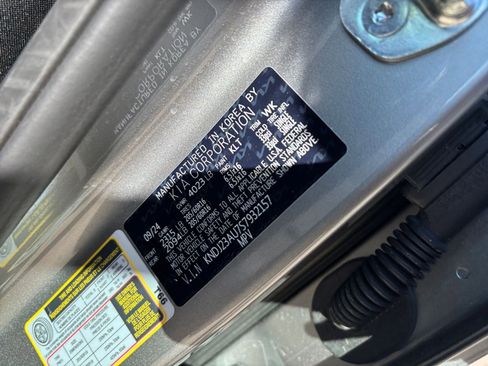 Used 2025 Kia Soul LX w/ LX Technology Package image 27