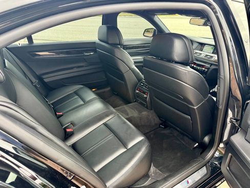 Used 2012 BMW 750Li image 14