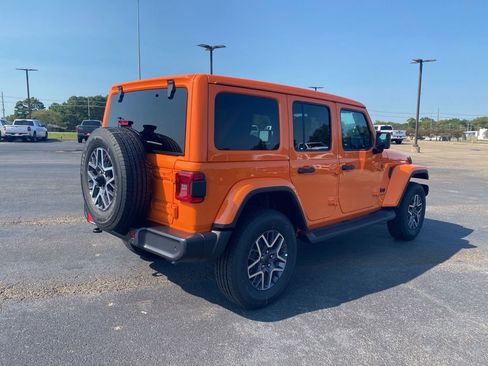 New 2025 Jeep Wrangler Sahara image 8