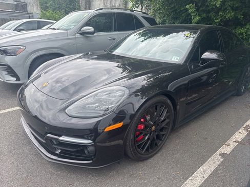 Certified 2023 Porsche Panamera GTS AWD/4WD image 4