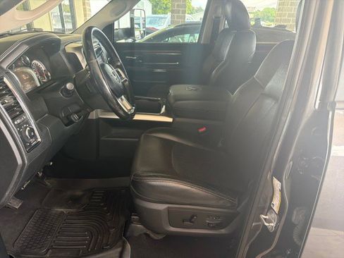 Used 2018 RAM 2500 Laramie AWD/4WD image 15