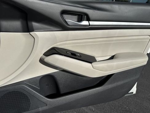 Used 2023 Nissan Altima 2.5 SL image 23