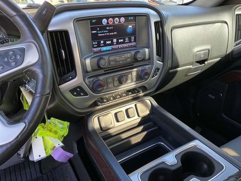 Used 2018 GMC Sierra 1500 SLT image 29