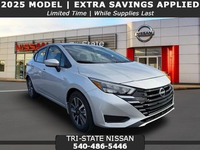 New 2025 Nissan Versa SV w/ Trunk Package
