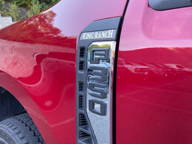 Used 2024 Ford F350 King Ranch AWD/4WD image 15