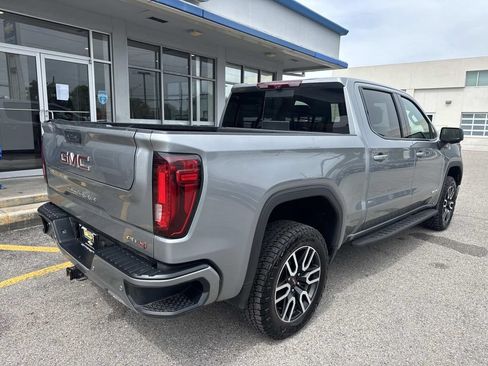 Used 2024 GMC Sierra 1500 AT4 w/ Technology Package AWD/4WD image 8