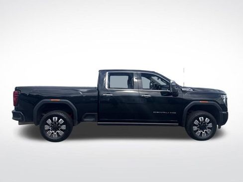 Used 2024 GMC Sierra 2500 Denali w/ Technology Package image 8