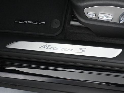 New 2026 Porsche Macan S AWD/4WD image 16