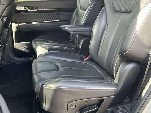 Used 2024 Hyundai Palisade Calligraphy image 16