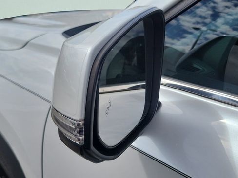 Used 2024 Toyota Grand Highlander XLE image 15