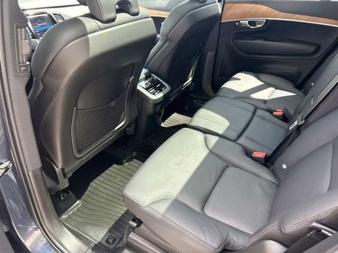 Used 2024 Volvo XC90 B6 Plus w/ Protection Package Premier AWD/4WD image 21
