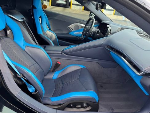 Certified 2021 Chevrolet Corvette Stingray Premium Cpe w/ Z51 Performance Package RWD image 23