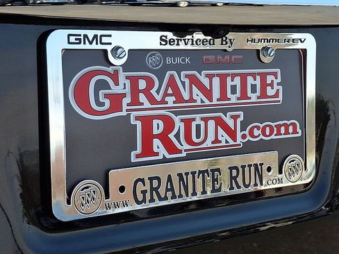 Used 2023 GMC Terrain SLE w/ Driver Convenience Package image 30