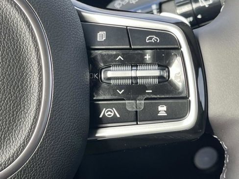 New 2026 Kia Carnival SX Prestige FWD image 23