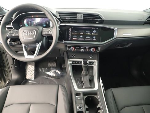 New 2025 Audi Q3 2.0T Premium image 18
