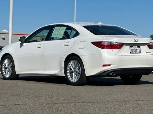 Used 2013 Lexus ES 350 w/ Luxury Pkg image 7