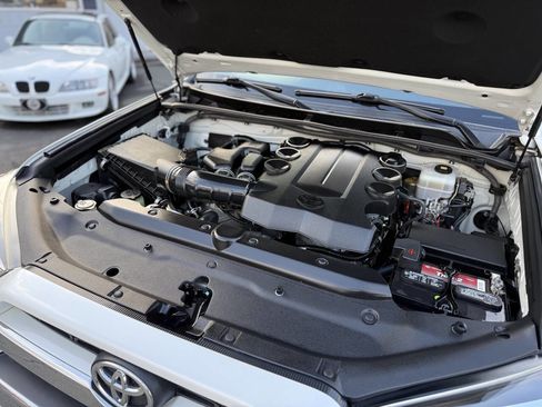 Used 2017 Toyota 4Runner Limited image 23