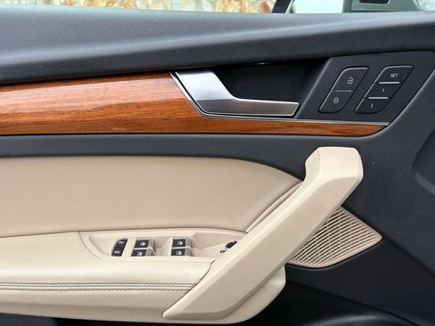 Used 2023 Audi Q5 2.0T Premium Plus image 20