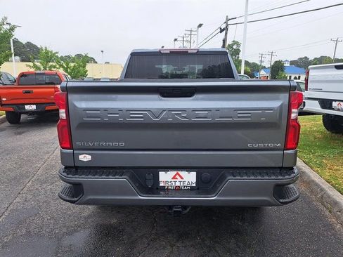 Used 2022 Chevrolet Silverado 1500 Custom AWD/4WD image 9