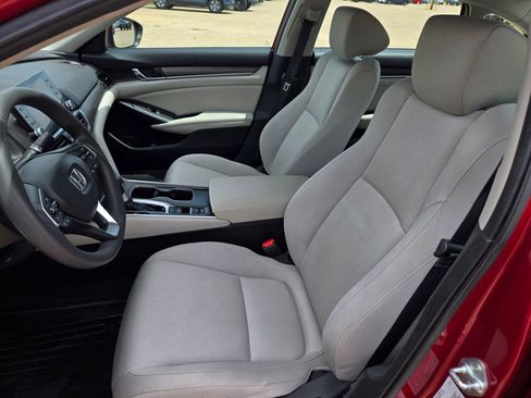 Used 2022 Honda Accord LX image 22