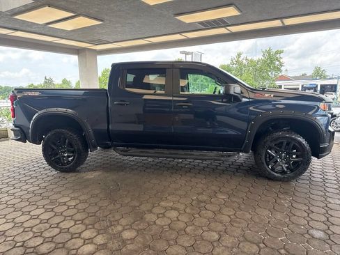 Used 2021 Chevrolet Silverado 1500 Custom Trail Boss AWD/4WD image 5