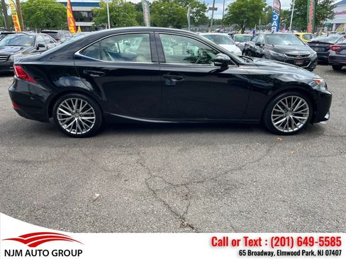Used 2014 Lexus IS 250 AWD w/ Navigation Package image 14